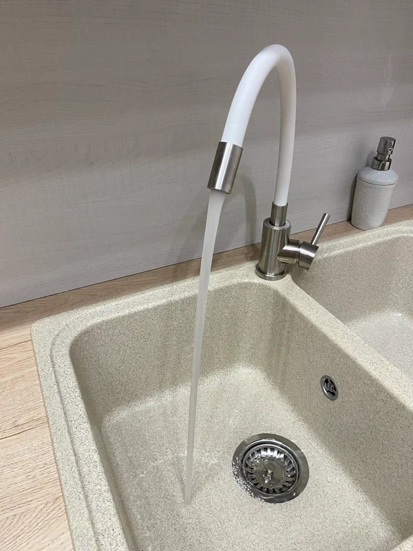 Смеситель для кухни K44SW, Кухня/Kitchen, гибкий излив, нержавеющая сталь/белый, ESKO